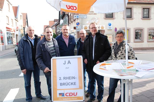 Infostand-Rheinbrcke-Kandel